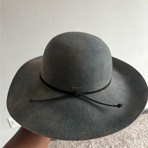 Gray Wide-Brimmed Hat